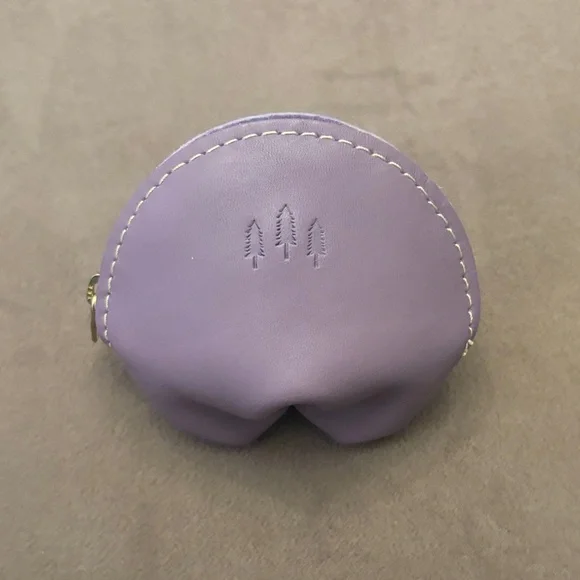 Portland Leather Lavender Fortune Cookie Pouch - Picture 3 of 3